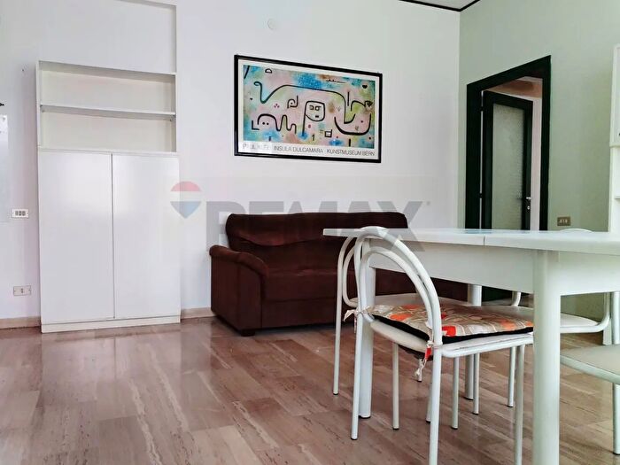 Appartamento trilocale in vendita in Ancona