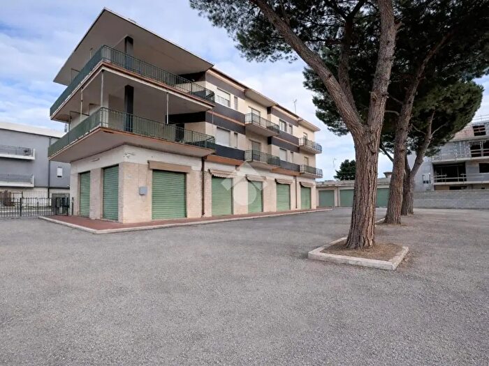 Appartamento trilocale in vendita in Via Rodolfo Morandi, San Severo