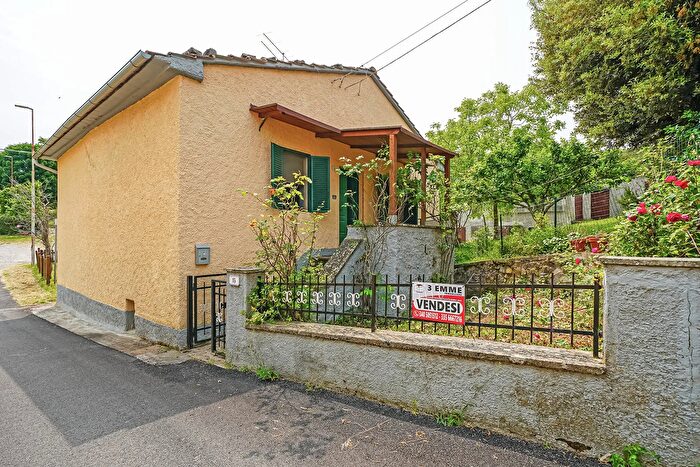 Casa bilocale in affitto in Arcidosso