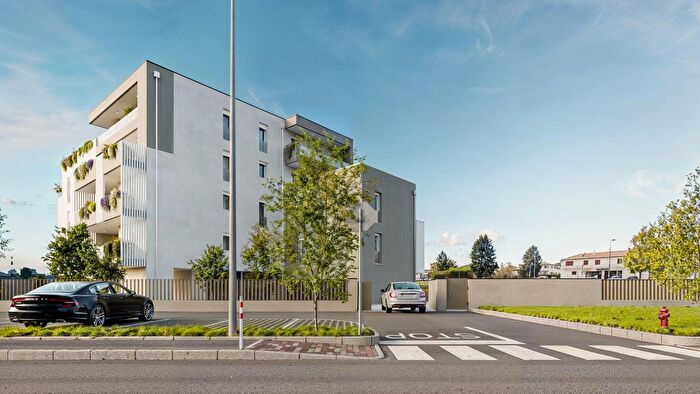 Case in Vendita e in Affitto - 3