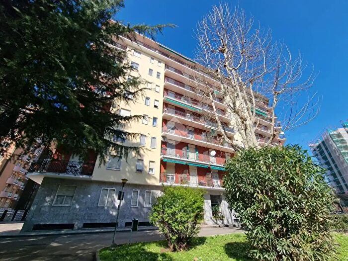 Appartamento monolocale in vendita in Via Zurigo, Milano