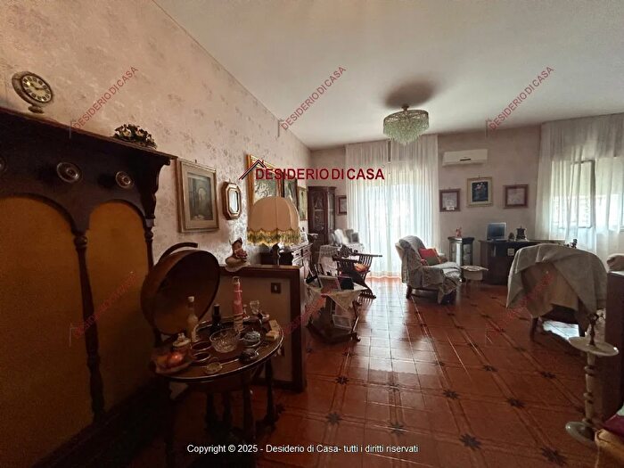 Appartamento con 6 locali in vendita in Via Michele Scoto Palermo, Palermo