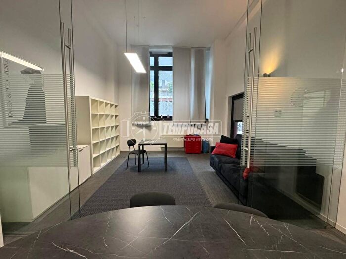 Appartamento bilocale in affitto in Via Andrea Salaino, Solari, Milano