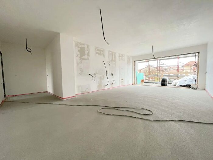 Appartamento quadrilocale in vendita in Via Cappelletta, Olgiate Comasco