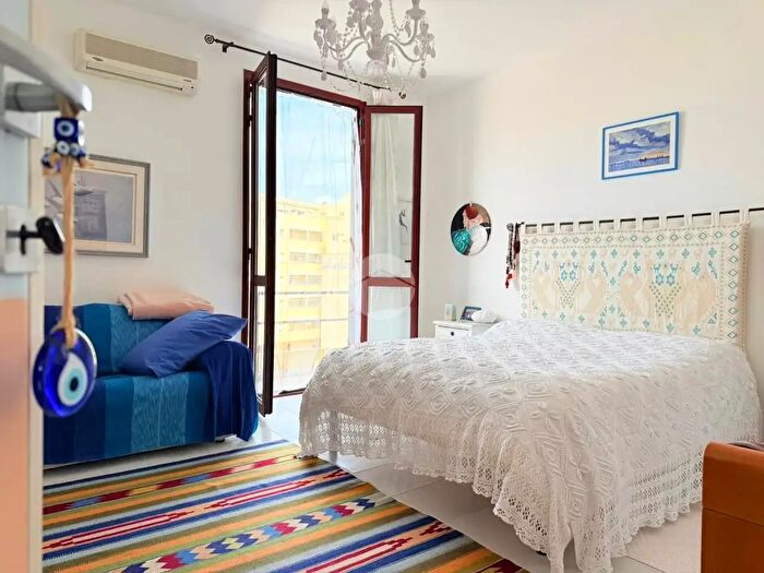 Appartamento bilocale in vendita in Via Alessandro Manzoni, Alghero