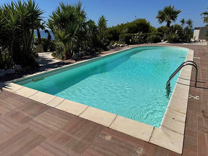 Casa quadrilocale in vendita in Contrada San Cusumano Erice, Erice