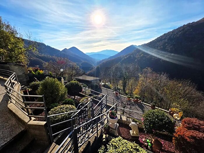 Appartamento bilocale in vendita in Via Monte Zeda, Aurano