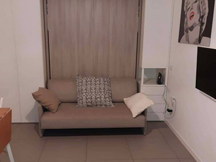 Appartamento in affitto in Via San Martino, Quadronno Crocetta, Milano