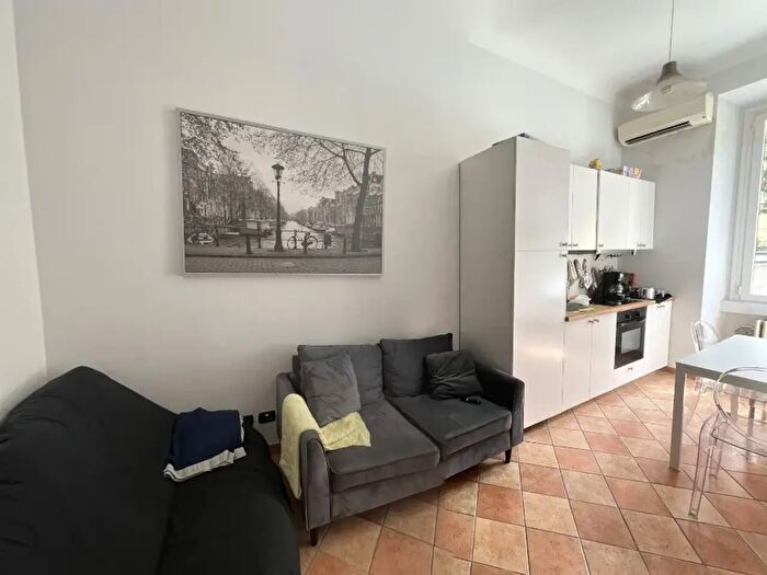 Appartamento bilocale in affitto in Via Francesco Brioschi, Milano