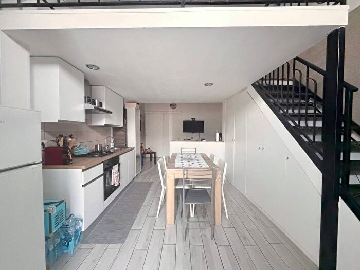 Appartamento bilocale in vendita in Viale Luigi Cadorna, Gelone Cadorna, Siracusa