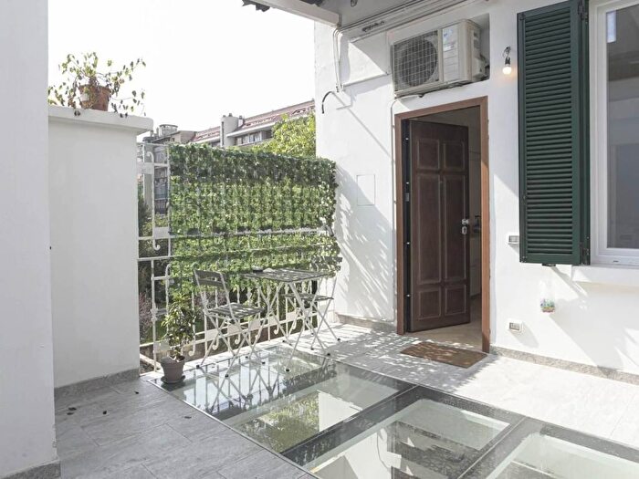 Appartamento monolocale in affitto in Via Accademia, Casoretto, Milano