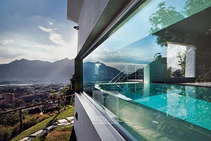 Casa con 6 locali in vendita in Via ai Poggi, Lecco