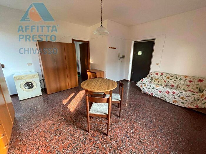 Appartamento monolocale in affitto in ZONA VIALI, Centro, Chivasso