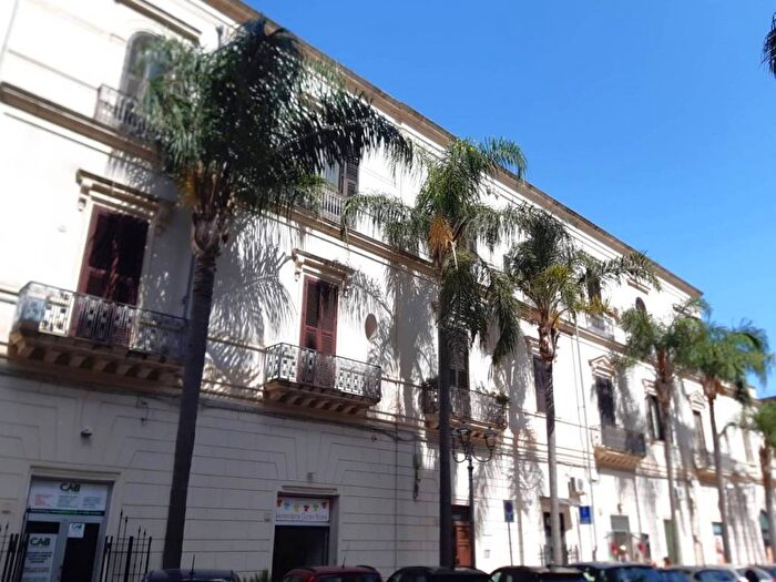 Appartamento quadrilocale in affitto in Corso Roma, Centro Storico, Brindisi
