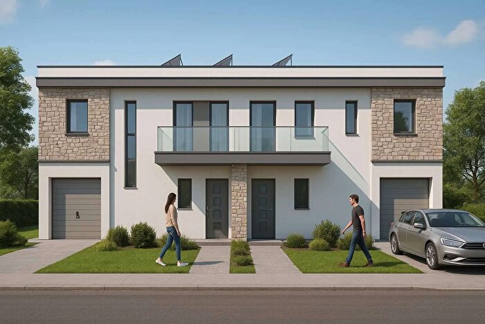 Casa con 10 locali in vendita in Via Storta, Cento