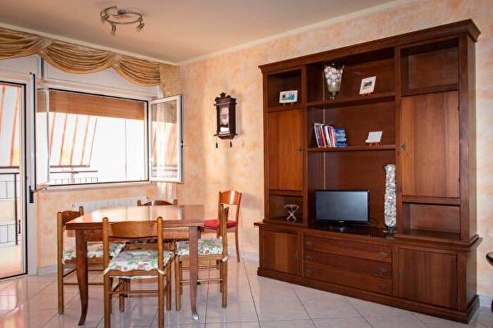 Appartamento trilocale in vendita in Via del Piano, Bomarzo