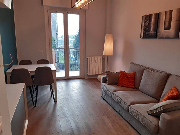 Appartamento trilocale in affitto in Viale Etiopia, Tripoli Soderini, Milano