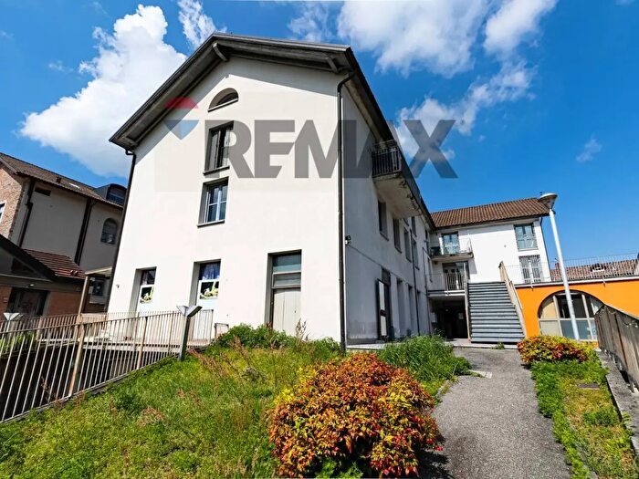 Appartamento trilocale in vendita in Via Provicniale C, Mesenzana