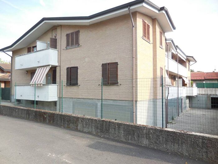 Appartamento bilocale in affitto in Via Fiume, Cascina Nuova, Misinto