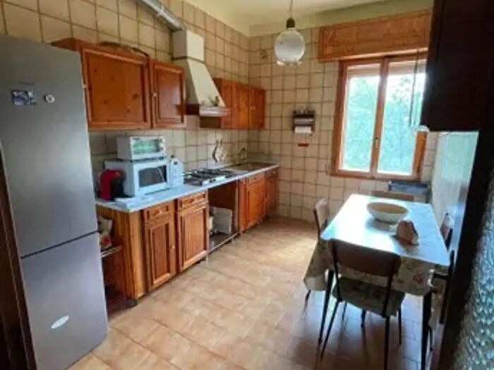 Casa con 6 locali in vendita in Riolunato