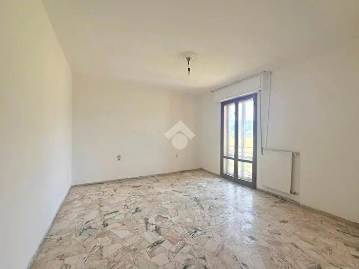Appartamento con 5 locali in vendita in Via La Montagnola, Prato