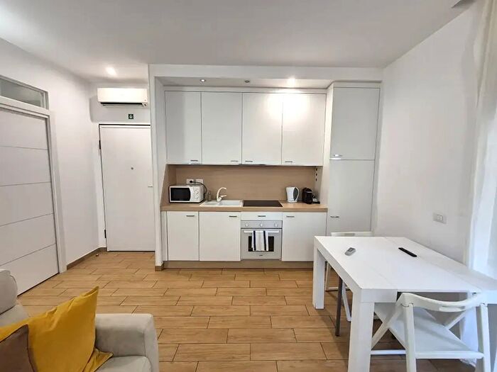 Appartamento bilocale in vendita in Via del Madonnone, Firenze