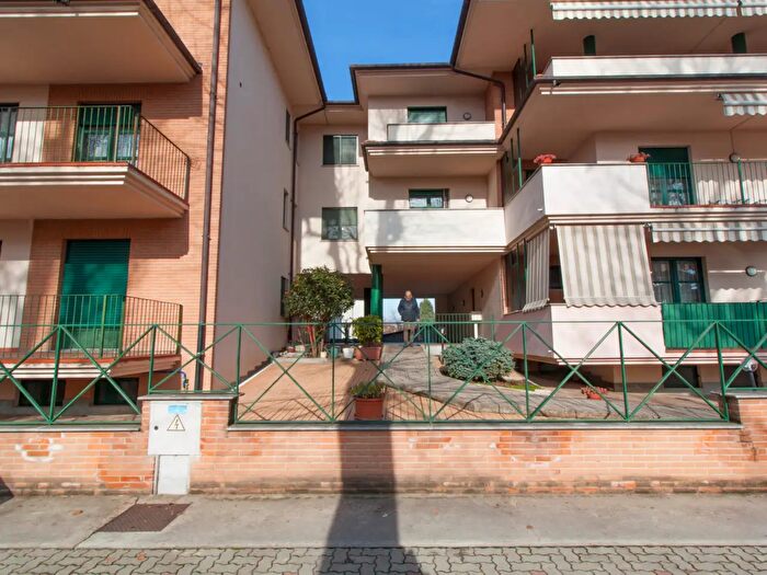 Appartamento trilocale in affitto in Via Ferraretto, Cherasco