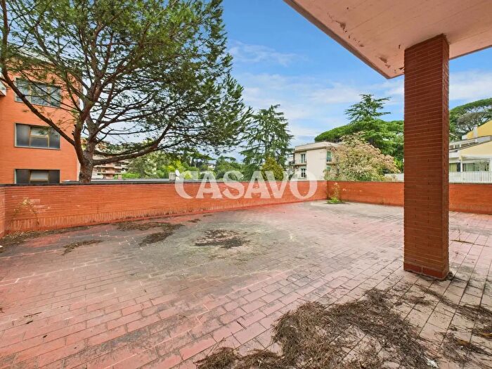 Appartamento quadrilocale in vendita in Via Sanzeno, Roma