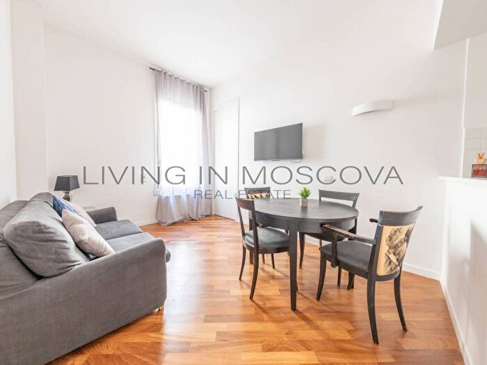 Appartamento bilocale in affitto in Piazza San Marco, Turati, Milano