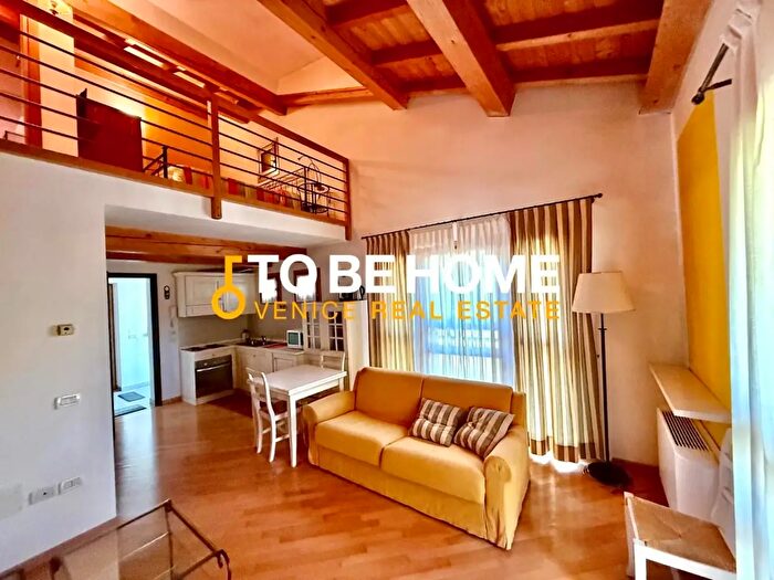 Appartamento trilocale in vendita in Martellago