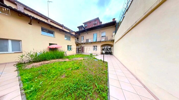 Appartamento bilocale in vendita in Via Leinì, Torino