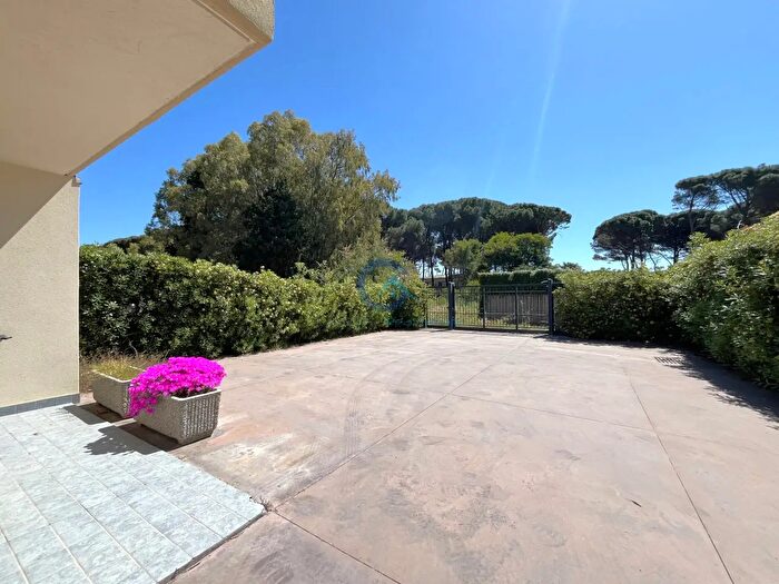 Casa con 7 locali in vendita in Viale Nausicaa, Borgia