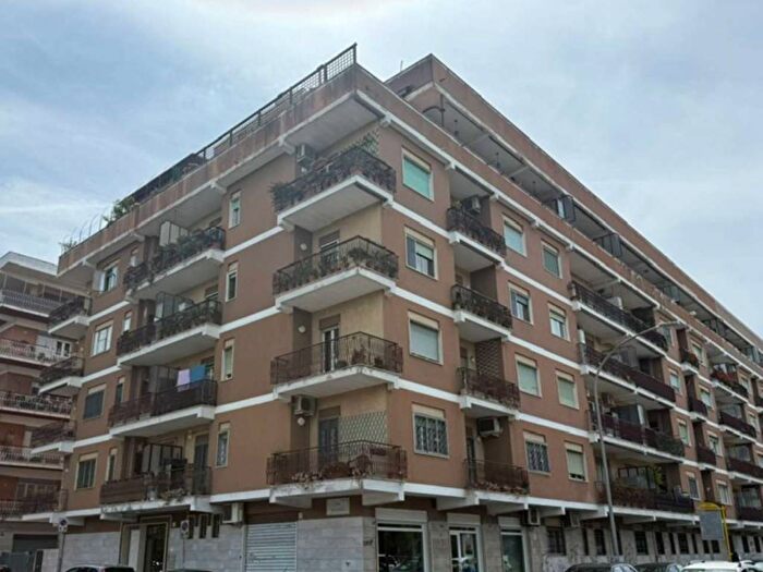 Appartamento bilocale in affitto in via Melanesia, Ostia Ponente, Roma