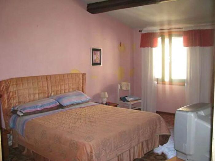 Appartamento con 5 locali in vendita in Terranuova Bracciolini