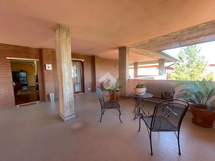 Appartamento con 5 locali in vendita in Via Roma, Bastia Umbra