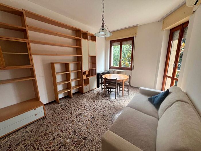 Appartamento bilocale in affitto in Via Luigi Cadorna, Semicentro, Vimercate