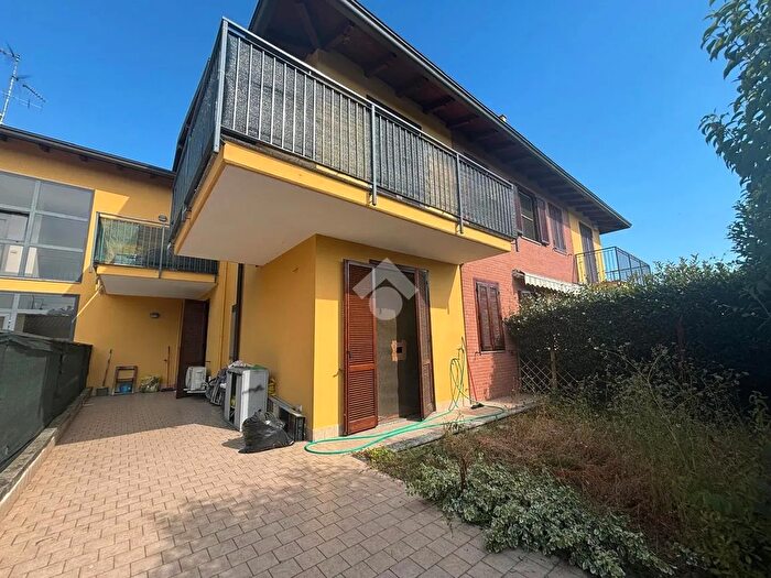 Appartamento bilocale in vendita in Via Salvo dAcquisto, Motta Visconti