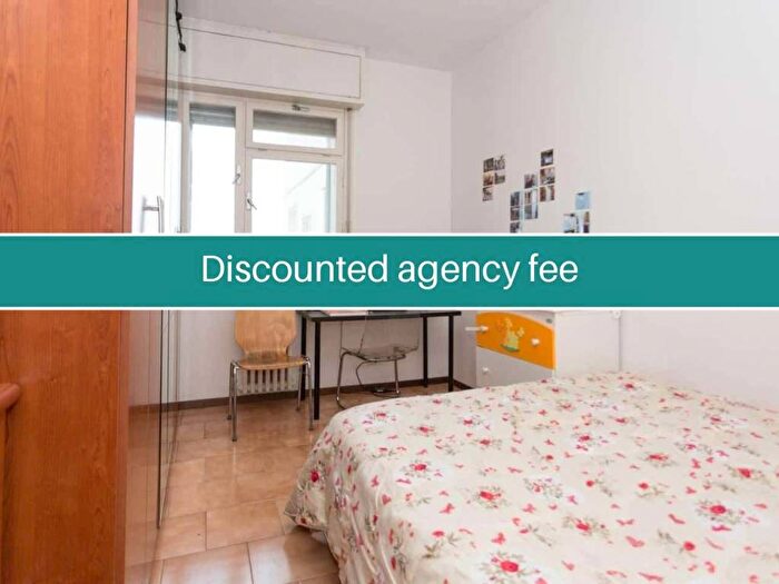 Appartamento con 5 locali in affitto in Via Michele Saponaro, Gratosoglio, Milano