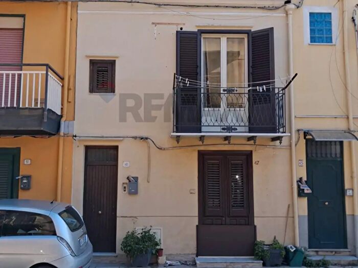 Appartamento trilocale in vendita in Via Luigi Vanvitelli, Palermo
