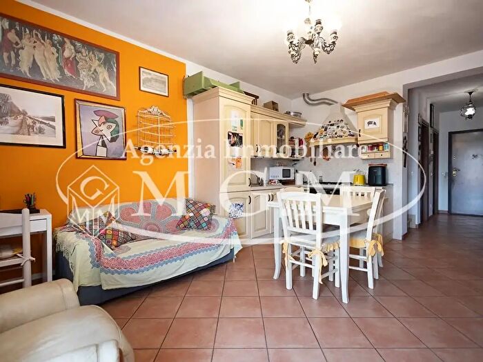 Appartamento trilocale in vendita in Santa Maria A Monte