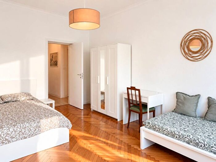 Appartamento bilocale in affitto in Corso Genova, Milano