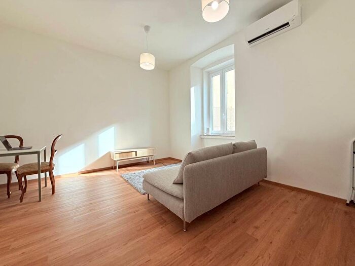 Appartamento bilocale in affitto in Via di Cologna, Giardino Pubblico, Trieste