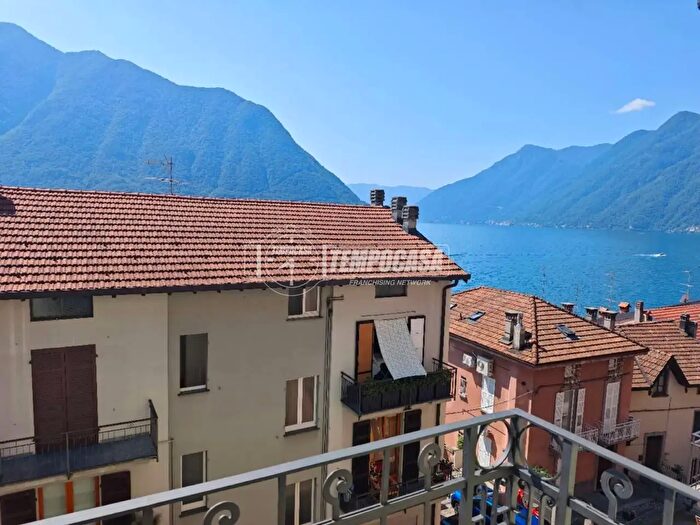 Appartamento trilocale in vendita in Via Statale, Colonno