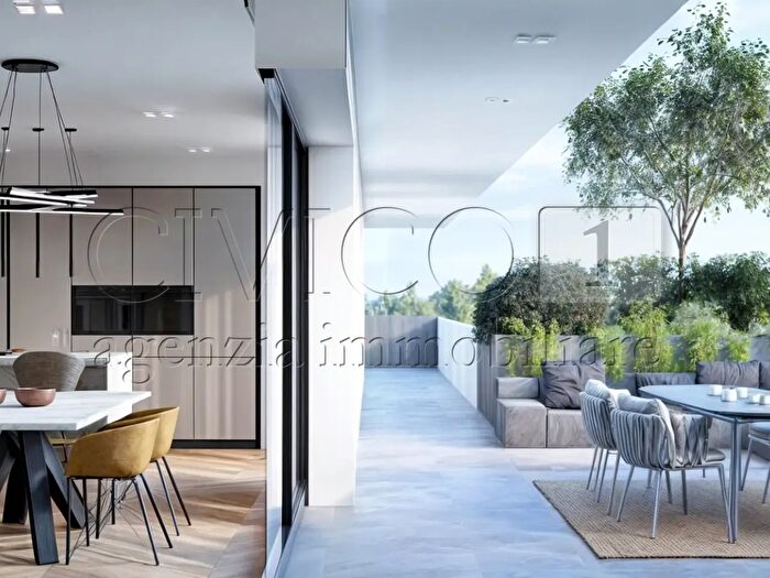 Appartamento con 5 locali in vendita in Via Beato Pellegrino, Padova