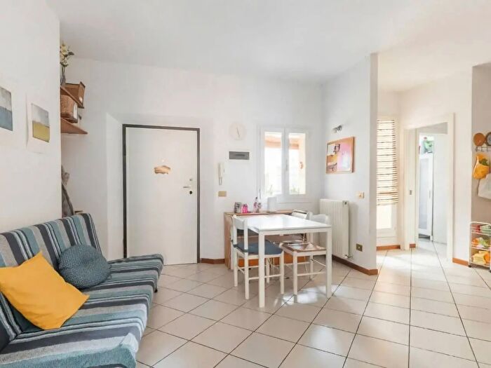 Appartamento con 5 locali in vendita in Via Isler Ignazio, Torino