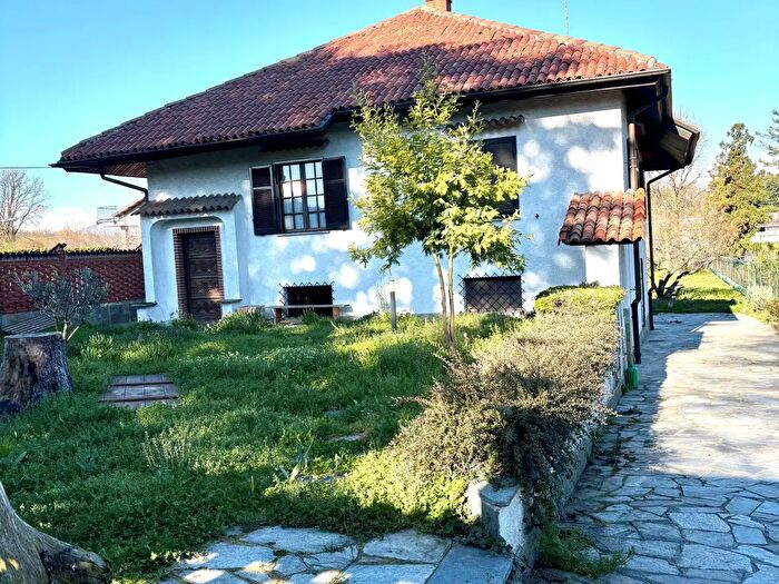 Casa con 6 locali in vendita in Via Brandizzo, Rivoli