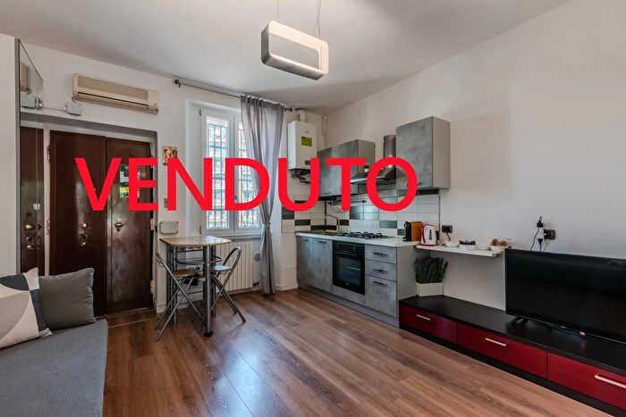 Appartamento bilocale in vendita in Via Novara, Milano