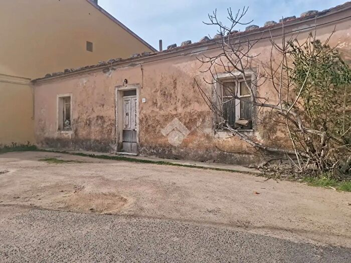 Casa con 5 locali in vendita in Via Lu Rotu Zona, Trinità dAgultu e Vignola