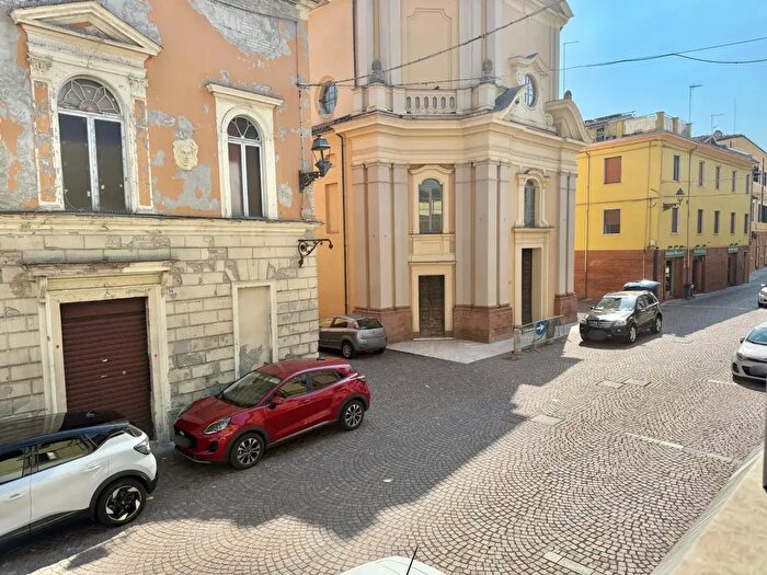 Casa trilocale in vendita in Via Garibaldi, San Secondo Parmense