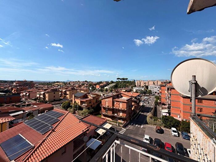 Appartamento trilocale in affitto in Via Antonio Moscatelli, Centro, Mentana